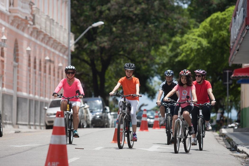Dinheiro para pedalar? Projeto vai testar bonificação para quem usar bicicleta em Fortaleza